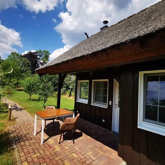 Ferienhaus Â»BienenhausÂ« - FrÃ¼hstÃ¼cksterasse